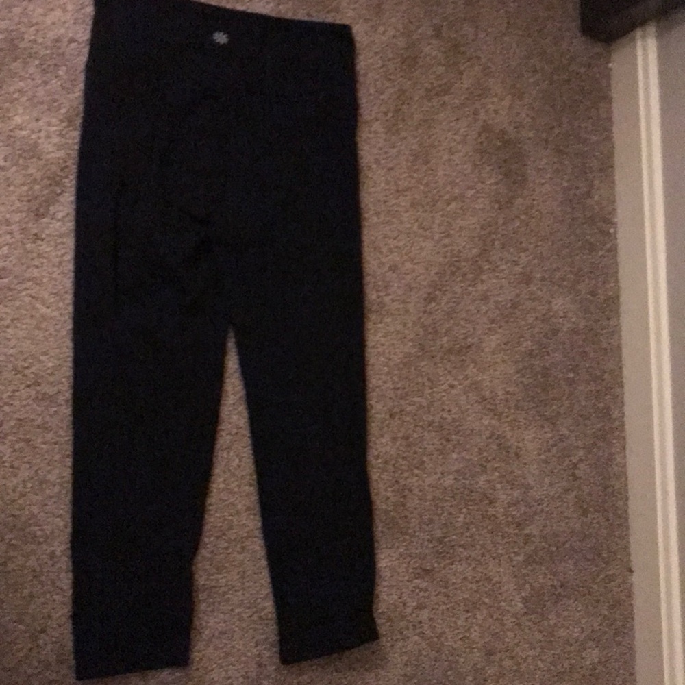 Black capri athleta leggings - Picture 2 of 3